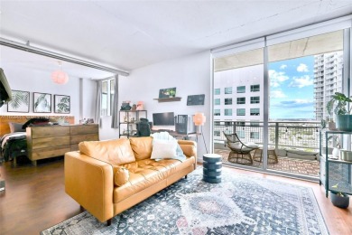 Beach Condo For Sale in Miami, Florida