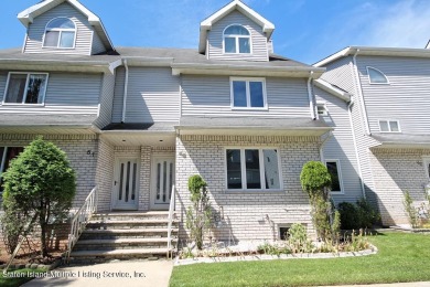 Beach Townhome/Townhouse For Sale in Staten Island, New York