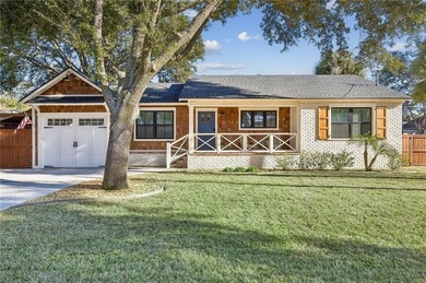 Beach Home For Sale in Saint Simons, Georgia