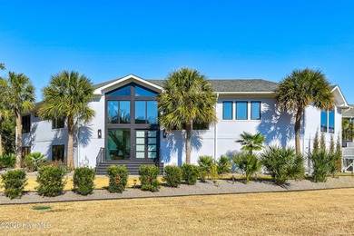 Beach Home For Sale in Wilmington, North Carolina