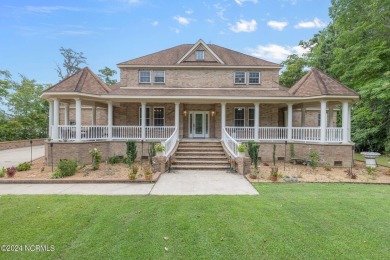 Beach Home For Sale in Hertford, North Carolina