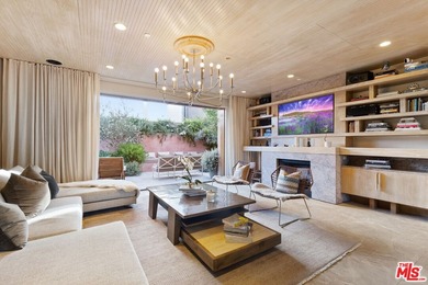 Beach Home For Sale in Venice, California