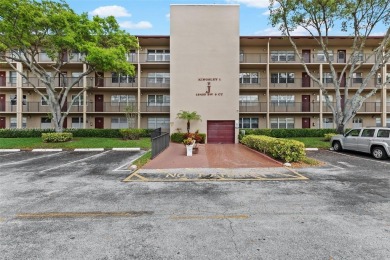 Beach Condo Sale Pending in Pembroke Pines, Florida