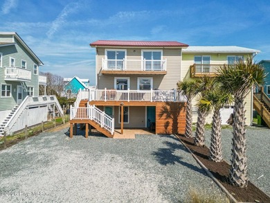 Beach Townhome/Townhouse For Sale in North Topsail Beach, North Carolina