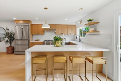 Beach Townhome/Townhouse For Sale in Redondo Beach, California