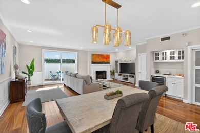 Beach Townhome/Townhouse For Sale in Santa Monica, California