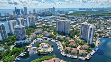Beach Condo For Sale in Aventura, Florida