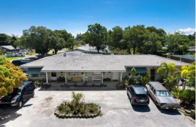 Beach Townhome/Townhouse For Sale in Gulfport, Florida