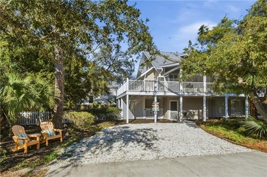 Beach Home For Sale in Saint Simons, Georgia