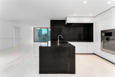 Beach Condo For Sale in Miami, Florida