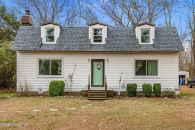 Beach Home For Sale in Hertford, North Carolina