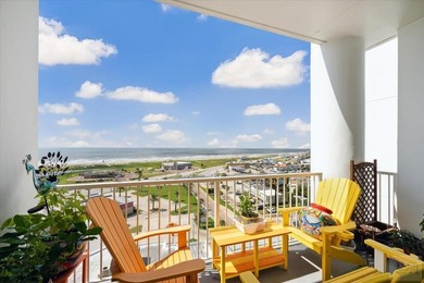 Beach Home For Sale in Galveston, Texas