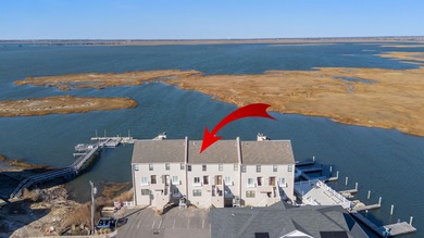 Beach Townhome/Townhouse For Sale in North Wildwood, New Jersey