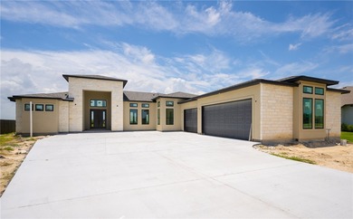 Beach Home For Sale in Corpus Christi, Texas