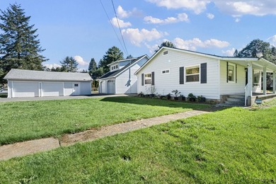 Beach Home For Sale in Crescent City, California
