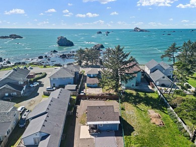 Beach Home For Sale in Crescent City, California