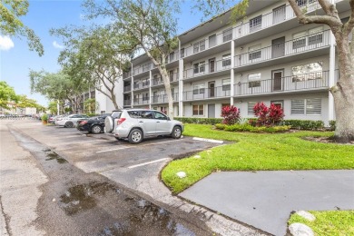 Beach Condo For Sale in Pembroke Pines, Florida
