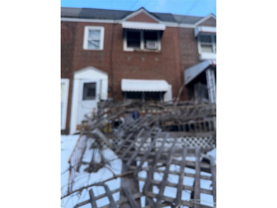 Beach Home Sale Pending in College Point, New York