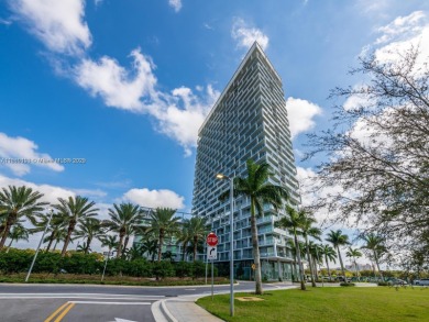 Beach Condo For Sale in Sunrise, Florida