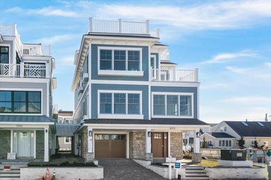 Beach Townhome/Townhouse For Sale in Stone Harbor, New Jersey