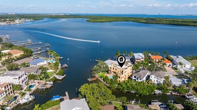 Beach Home For Sale in St. Petersburg, Florida