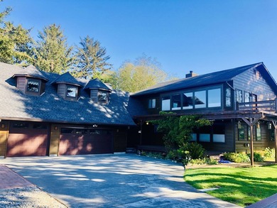 Beach Home For Sale in Crescent City, California