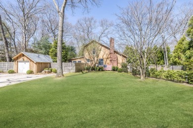 Beach Home For Sale in East Hampton, New York