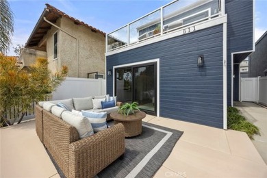 Beach Home Sale Pending in Huntington Beach, California