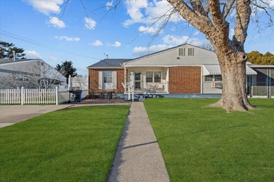 Beach Home For Sale in Cape May, New Jersey