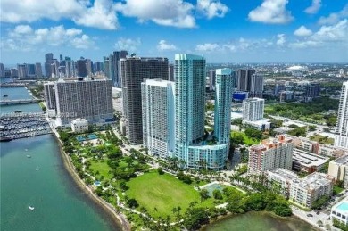 Beach Condo For Sale in Miami, Florida