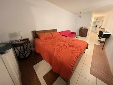 Beach Condo For Sale in Miami, Florida