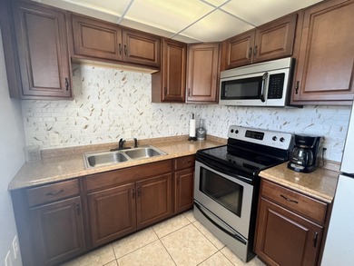 Beach Condo For Sale in Delray Beach, Florida