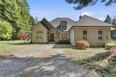Beach Home For Sale in Crescent City, California