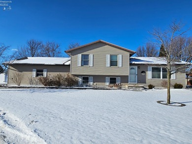 Beach Home For Sale in Sandusky, Ohio