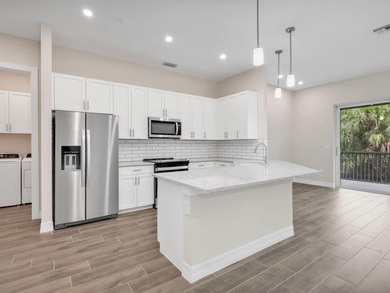 Beach Condo For Sale in Naples, Florida