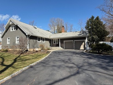 Beach Home For Sale in Northport, New York
