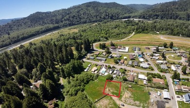 Beach Lot For Sale in Klamath, California
