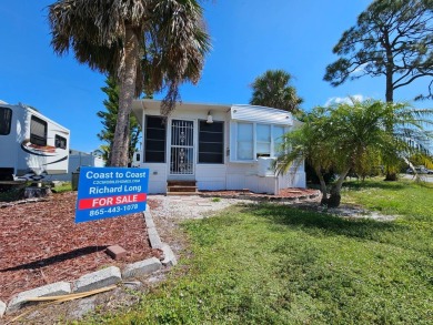 Beach Home For Sale in Bokeelia, Florida