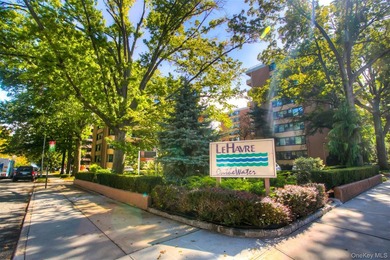 Beach Home For Sale in Beechhurst, New York