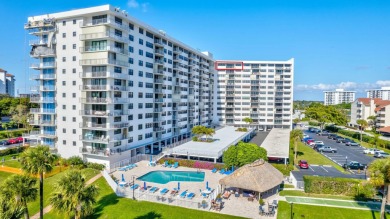 Beach Condo For Sale in North Palm Beach, Florida