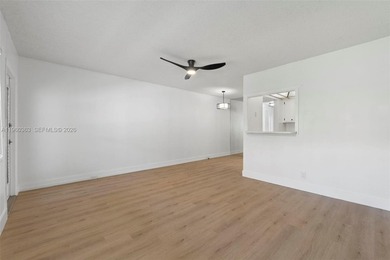 Beach Condo For Sale in Deerfield Beach, Florida