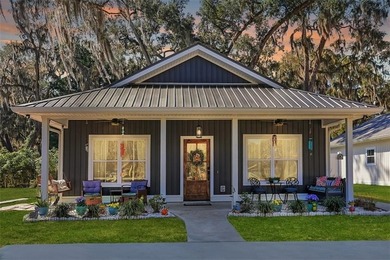 Beach Home For Sale in Townsend, Georgia