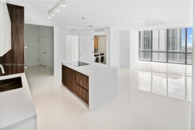 Beach Condo For Sale in Miami, Florida