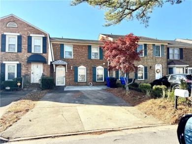 Beach Townhome/Townhouse For Sale in Virginia Beach, Virginia