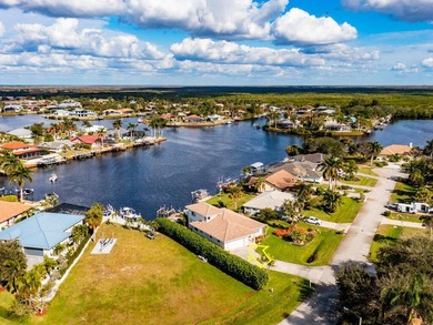 Beach Home For Sale in Naples, Florida