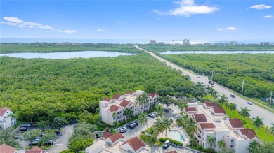 Beach Condo For Sale in Hollywood, Florida