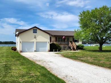 Beach Home For Sale in Painter, Virginia