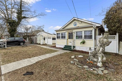 Beach Home For Sale in Villas, New Jersey