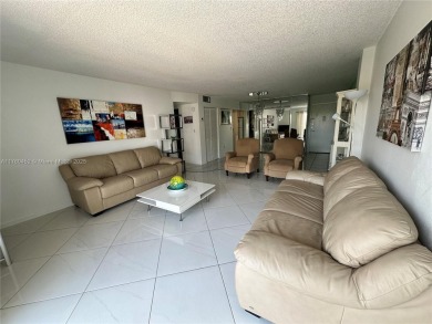Beach Condo For Sale in Sunny Isles Beach, Florida