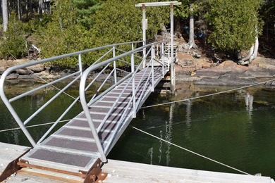 Beach Lot For Sale in Harpswell, Maine